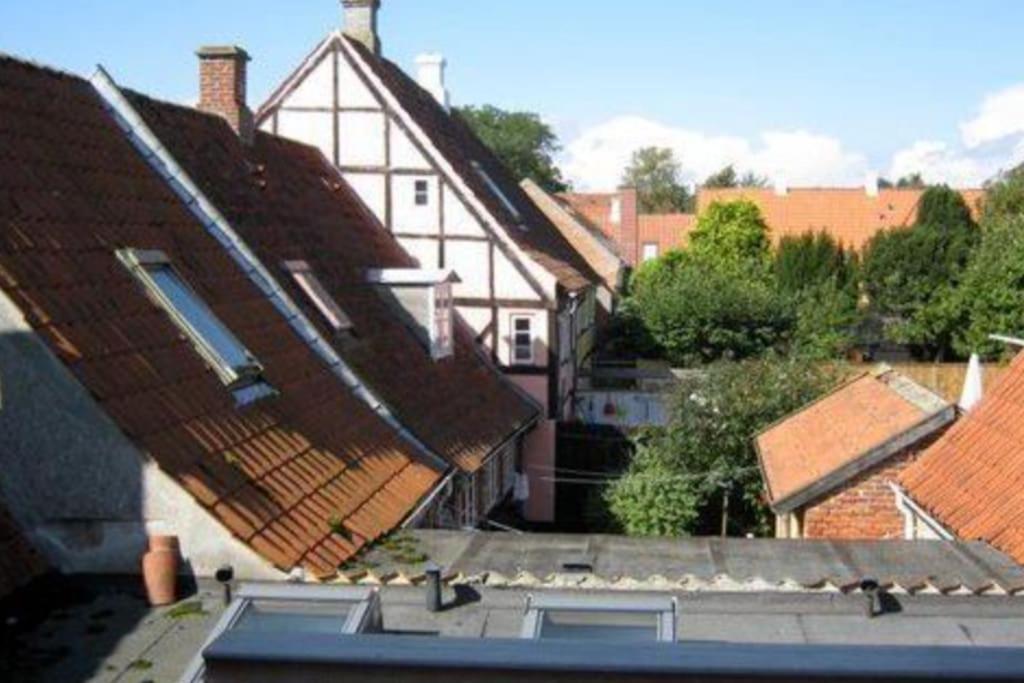 Skon Lejlighed I Aeroskobing. Appartement Buitenkant foto